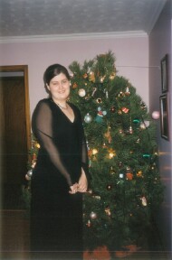 julieinfrontoftree.jpg